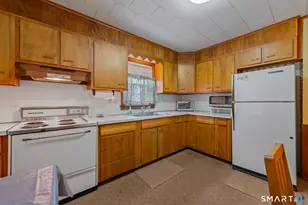 25 Oxford Dr, East Hartford, CT 06118 - Photo 9