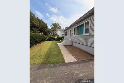 133 Indian Avenue, Bridgeport, CT 06606 - Photo 3