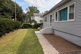 133 Indian Ave, Bridgeport, CT 06606 - Photo 3