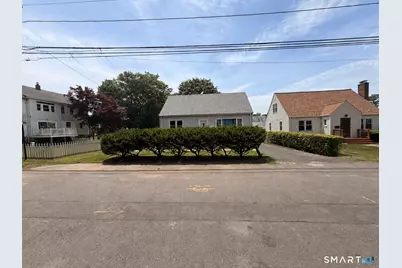 133 Indian Avenue, Bridgeport, CT 06606 - Photo 1