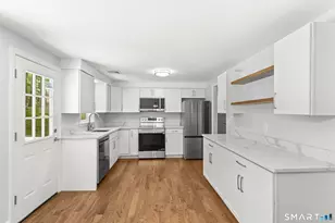 9 New Light Dr, Danbury, CT 06810 - Photo 13