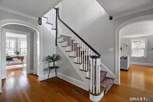 10 Colony Rd, West Hartford, CT 06117 - Photo 9
