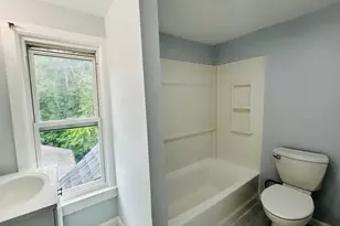 207 E Main St, Middletown, CT 06457 - Photo 11