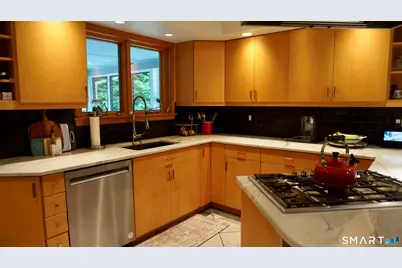 49 Fellows Street, Stonington, CT 06379 - Photo 3