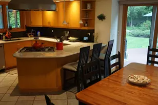 49 Fellows St, Stonington, CT 06379 - Photo 7