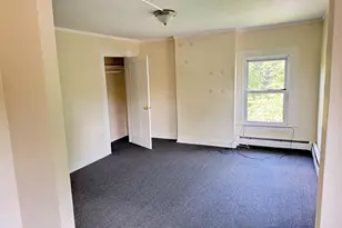 17 Townley St, Hartford, CT 06105 - Photo 9