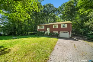 45 Partridge Hollow Rd, Ledyard, CT 06335 - Photo 3