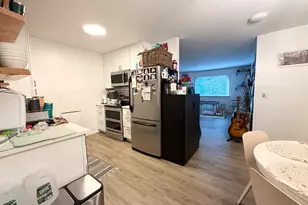 83 Chestnut St, Bethel, CT 06801 - Photo 11