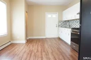 136 Sherman St, Bridgeport, CT 06608 - Photo 3