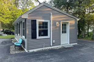 1023 Boston Post Rd, Madison, CT 06443 - Photo 15