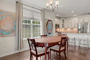 104 Center Meadow Ln, Danbury, CT 06810 - Photo 9
