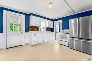 395 Highland St, Manchester, CT 06040 - Photo 9