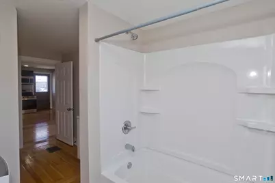 13 Hampden Street, Westfield, MA 01085 - Photo 9
