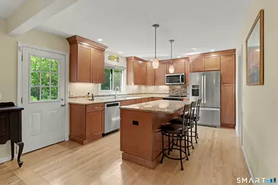 632 Wheelers Farm Road, Orange, CT 06477 - Photo 7