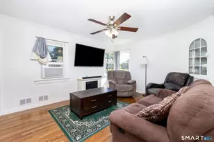 18 Crestwood Ave, Waterbury, CT 06704 - Photo 7