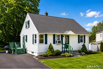 18 Crestwood Avenue, Waterbury, CT 06704 - Photo 1