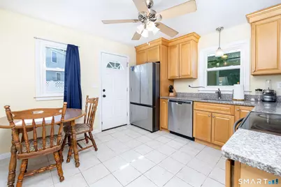 18 Crestwood Avenue, Waterbury, CT 06704 - Photo 5