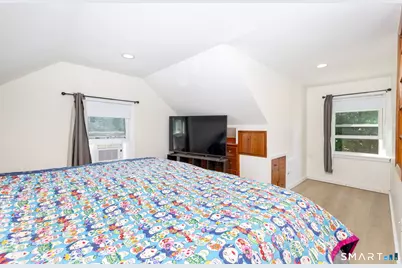 18 Crestwood Avenue, Waterbury, CT 06704 - Photo 17