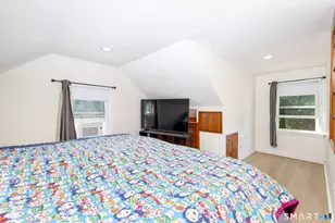18 Crestwood Ave, Waterbury, CT 06704 - Photo 17