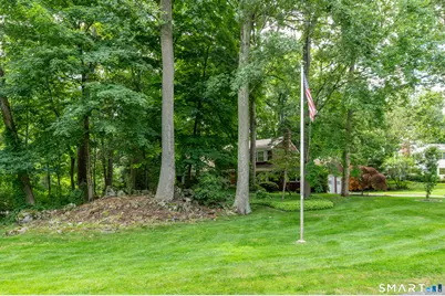20 Round Hill Drive, Stamford, CT 06903 - Photo 33