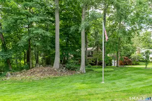 20 Round Hill Dr, Stamford, CT 06903 - Photo 33