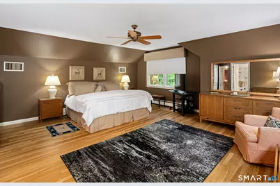 20 Round Hill Drive, Stamford, CT 06903 - Photo 19