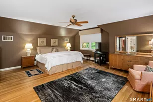 20 Round Hill Dr, Stamford, CT 06903 - Photo 19