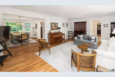 20 Round Hill Drive, Stamford, CT 06903 - Photo 5