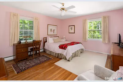 20 Round Hill Drive, Stamford, CT 06903 - Photo 21
