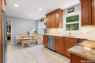 4 Windaway Rd, Bethel, CT 06801 - Photo 5