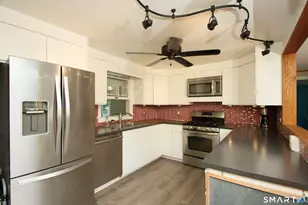 11 Forest Rd, Wallingford, CT 06492 - Photo 5