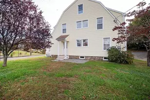 1 Cocheco Ave, Branford, CT 06405 - Photo 3