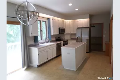48 Brookview Circle, Manchester, CT 06040 - Photo 11