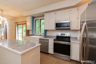 48 Brookview Circle, Manchester, CT 06040 - Photo 13