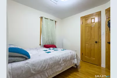 90 Seymour Street, Waterbury, CT 06708 - Photo 13