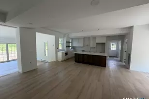398 Chamberlain Hwy, Berlin, CT 06037 - Photo 13
