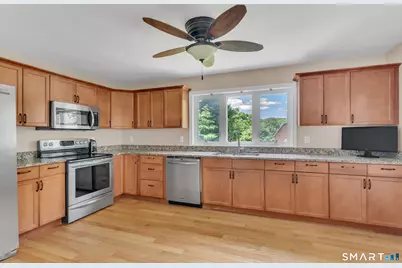 346 Hazelnut Hill Road, Groton, CT 06340 - Photo 3