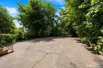15 Howard Street, Waterbury, CT 06705 - Photo 5