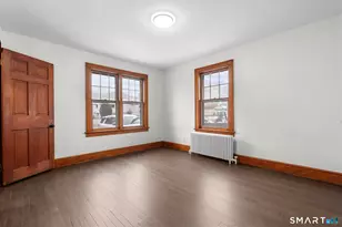 37 Byrneside Ave, Waterbury, CT 06704 - Photo 9