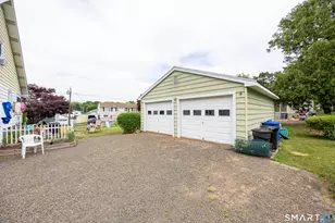 10 Harwich St, East Haven, CT 06512 - Photo 3