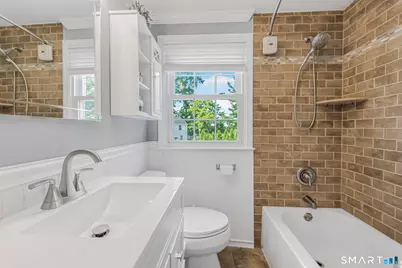 355 Sylvan Knoll, Stamford, CT 06902 - Photo 11
