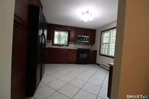 67 Mulberry Rd, Mansfield, CT 06250 - Photo 5