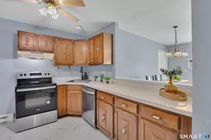 4 Wellington Dr, Farmington, CT 06032 - Photo 11