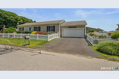 4 Sunrise Avenue, East Lyme, CT 06357 - Photo 5