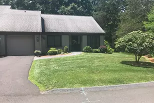 24-B Heritage Crest, Southbury, CT 06488 - Photo 1