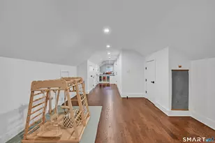 13 Hickory Dr, Greenwich, CT 06831 - Photo 25