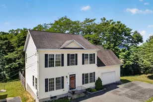 5 Grove Ave, Groton, CT 06340 - Photo 1