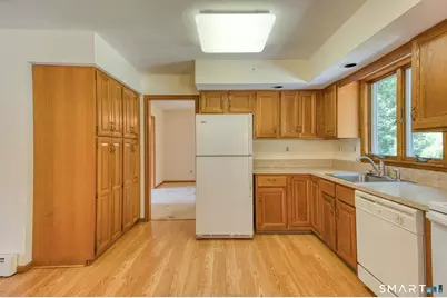170 Garnet Lane, South Windsor, CT 06074 - Photo 5