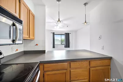 51 Schuyler Avenue #6F, Stamford, CT 06902 - Photo 5