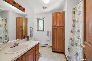 19 Hi Barlow Rd, Newtown, CT 06470 - Photo 15